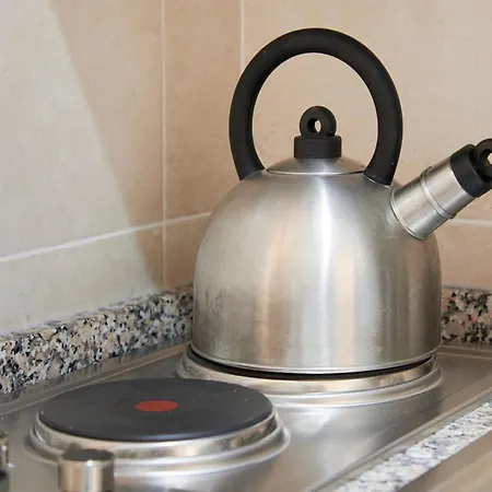 Central, Comfy And Light-filled Apt, By Timecooler Lissabon