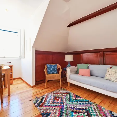 Central, Comfy And Light-filled Apt, By Timecooler * 리스본
