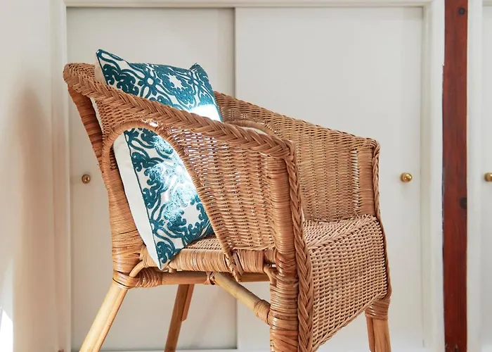 Central, Comfy And Light-filled Apt, By Timecooler Διαμέρισμα Lisboa