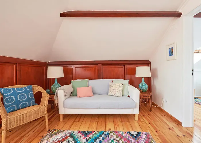 Central, Comfy And Light-filled Apt, By Timecooler Διαμέρισμα *